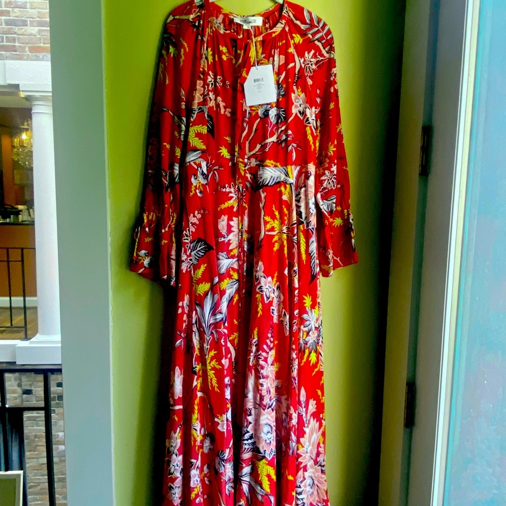 Diane Von Furstenberg NWT Bright & Beautiful